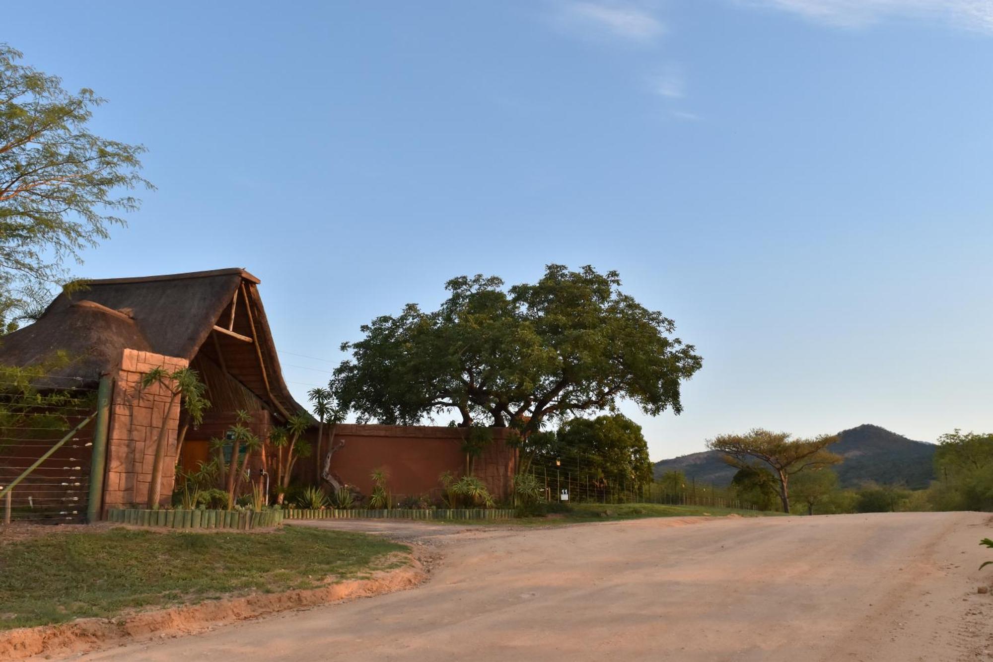 Tipperary Game Lodge - Nelspruit Karino Exterior foto